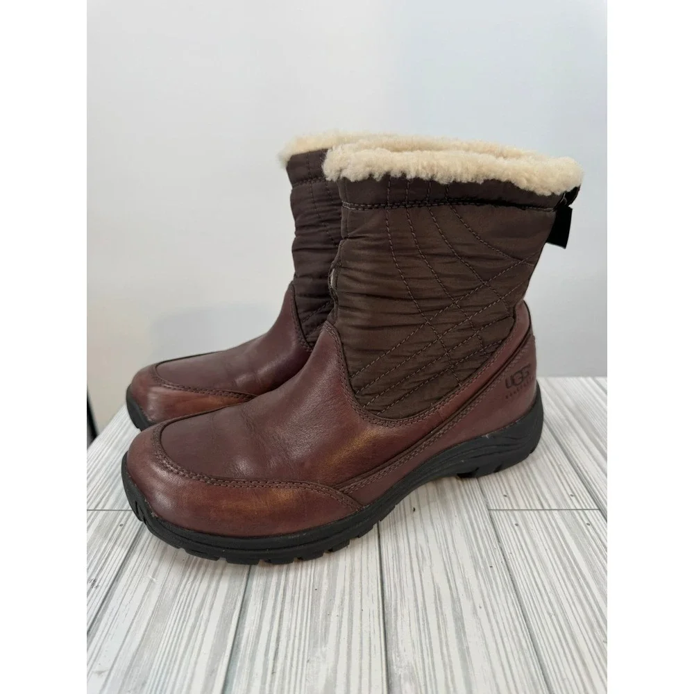 UGG Women's Size 9 Waterproof Boots Stormburst Brown Vibram Shearling Fur Lined‎